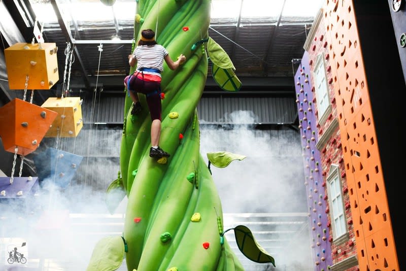 One of the Largest kids' indoor playground in Australia One of the Largest kids' indoor playground in Australia