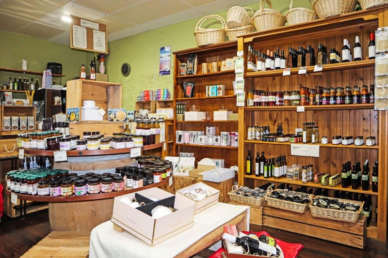 Black Duck Gourmet Pantry $85,000 WIWO Black Duck Gourmet Pantry $85,000 WIWO