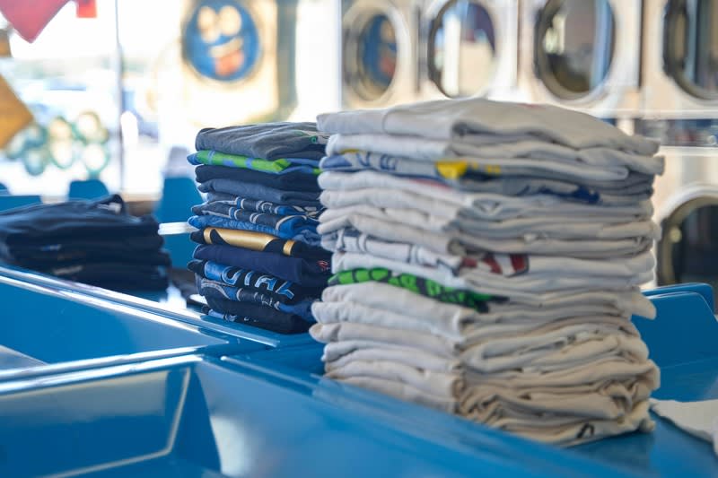 Profitable Commercial Dry Cleaning Business *Tkg $10,000 pw *Cheap Rent $550 pw *Long Lease [2404262]