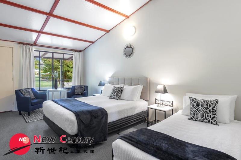 Hotel/motel -- Carlton -- #5277756