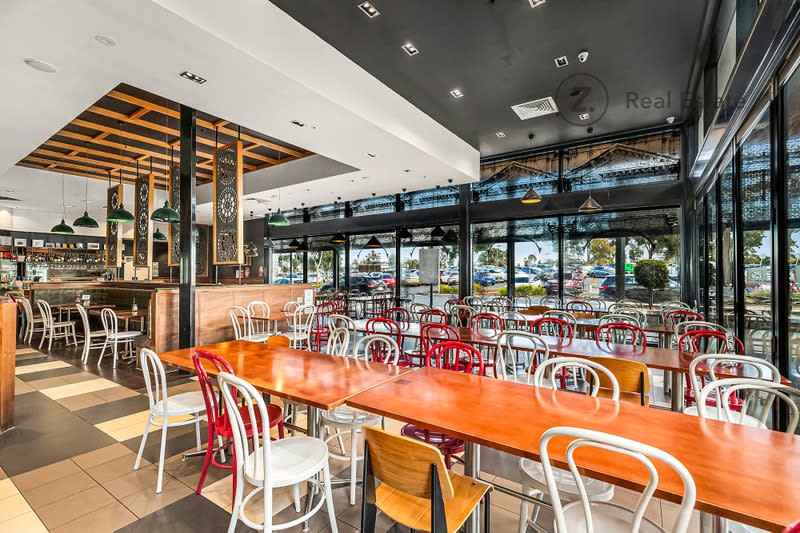 Woodland Shopping Centre (laporchetta)
significant Retail Position Woodland Shopping Centre (laporchetta)
significant Retail Position