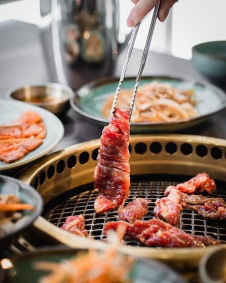Long Running Busy Asian BBQ Restaurant Heart of CBD Long Running Busy Asian BBQ Restaurant Heart of CBD