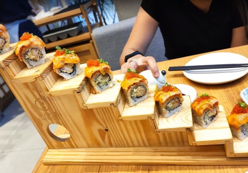 5 Days Only Sushi Takeaway Road shop for Sale