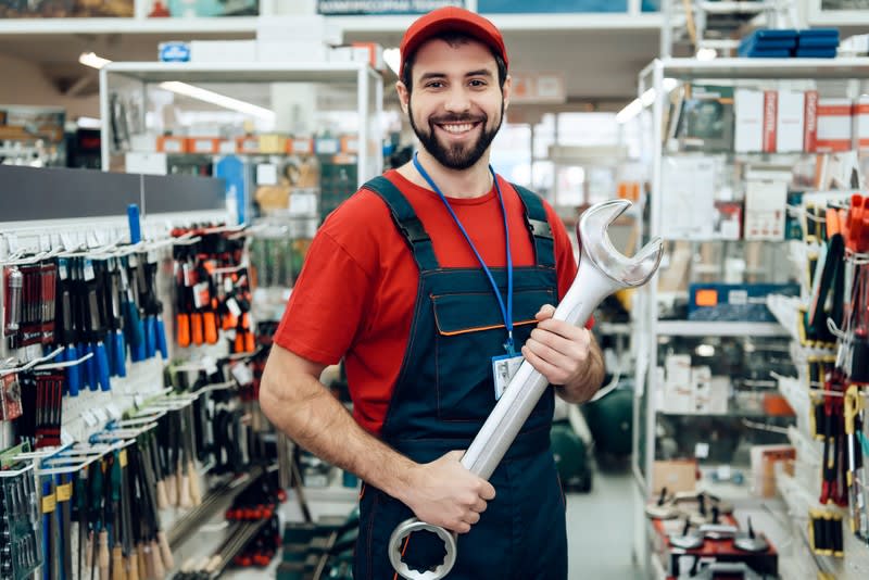 Iconic 70+ Year Hardware Business Strong Sales & Huge Growth Potential! Iconic 70+ Year Hardware Business Strong Sales & Huge Growth Potential!