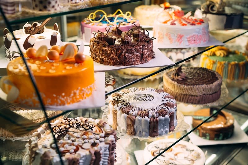 **SOLD** Very Busy Cake Shop in Eastern Suburb *Tkg $20,000+ pw *Easy to Run [2208182]