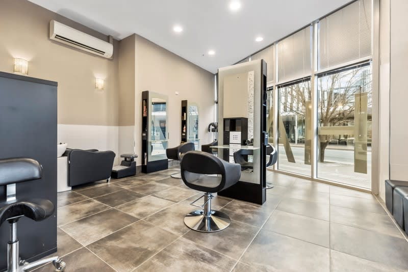 Best value hairdresser in Canberra Best value hairdresser in Canberra