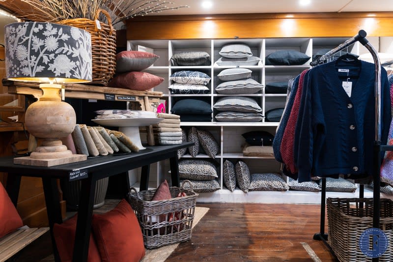 Appealing Business Opportunity in a Growing Town Home Finch Boorowa