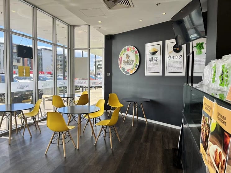 Impressive Asian TakeAway Food Store