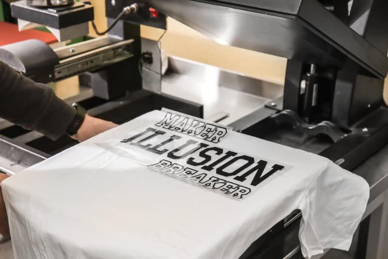 23100 Coastal Uniform & Clothing Retailer & Manufacturer  30 Years of Success