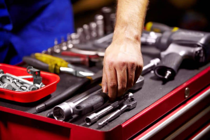 Profitable Townsville Mechanic Business + Freehold Premises $1.5M Combined Profitable Townsville Mechanic Business + Freehold Premises $1.5M Combined