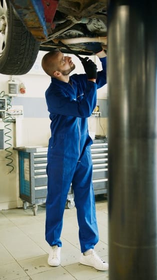 Well Established Car Mechanic 5 Days Ref: 1263 Well Established Car Mechanic 5 Days Ref: 1263
