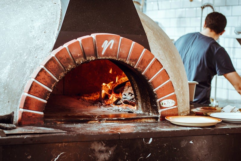 Authentic Italian Wood-fired Pizza Ready For Relaunch | Armadale [2608121]