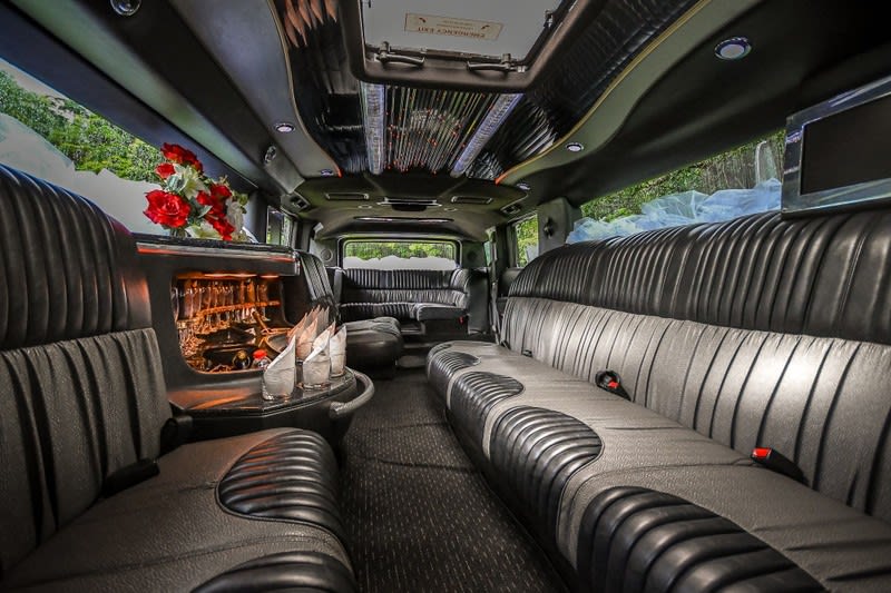 Successful Stretch Hummer Hire (limousine) Business - Cairns/port Douglas Region Successful Stretch Hummer Hire (limousine) Business - Cairns/port Douglas Region