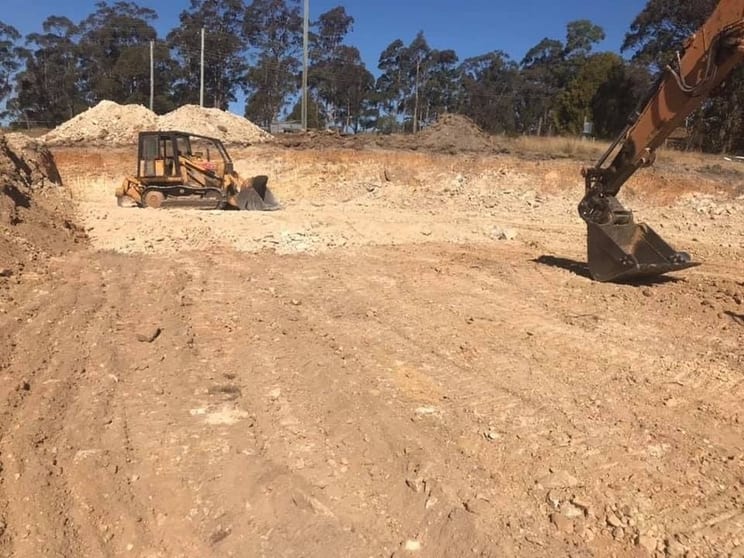 OPERATIONAL QUARRY - FREEHOLD with building entitlement OPERATIONAL QUARRY - FREEHOLD with building entitlement