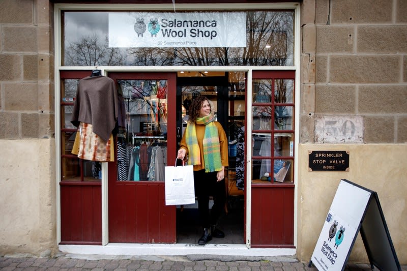 Salamanca Wool Shop - Woollen Clothing and Yarn Retail Store, Prime Location Salamanca Wool Shop - Woollen Clothing and Yarn Retail Store, Prime Location
