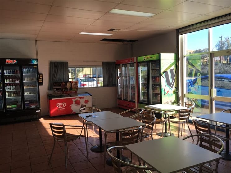 A Lunch Bar not to be missed!