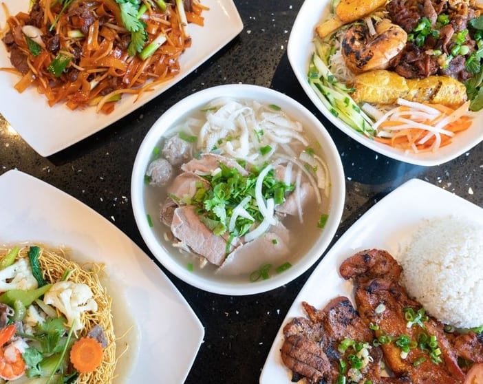 Thriving Vietnamese Restaurant in Prime Location For Sale!