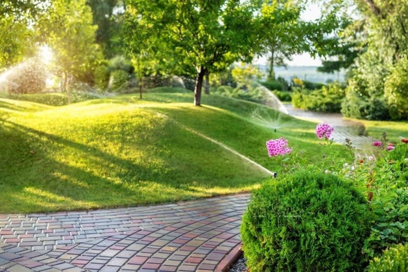 Long-Established Lawn/Garden Business: HIGH INCOME! WORK FROM ANYWHERE! Long-Established Lawn/Garden Business: HIGH INCOME! WORK FROM ANYWHERE!