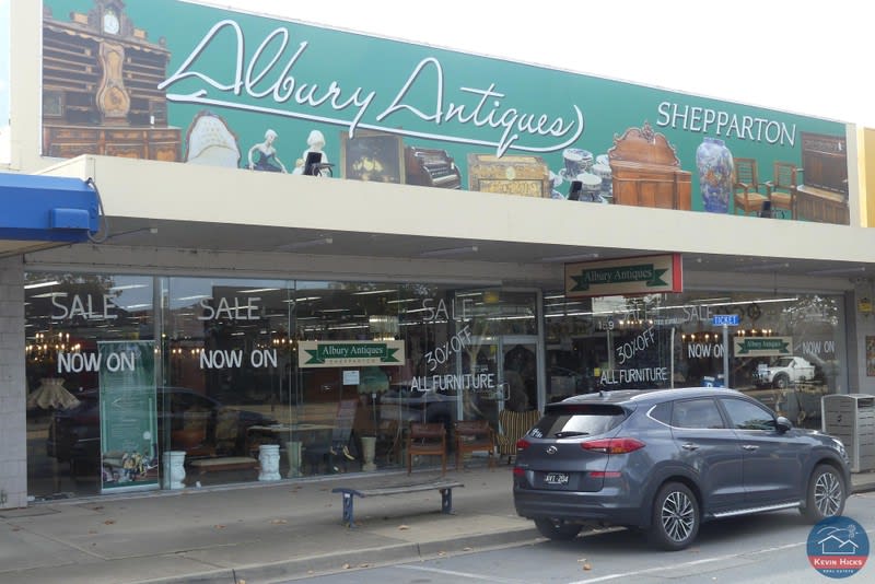 BUSINESS FOR SALE - Albury Antiques BUSINESS FOR SALE - Albury Antiques