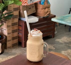 Exceptional Opportunity: Charming Café for Sale in a Vibrant Location Exceptional Opportunity: Charming Café for Sale in a Vibrant Location