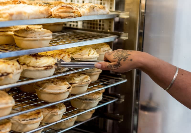 Exclusive! Only Bakery for Miles - Trading 6 Days Per Week Exclusive! Only Bakery for Miles - Trading 6 Days Per Week