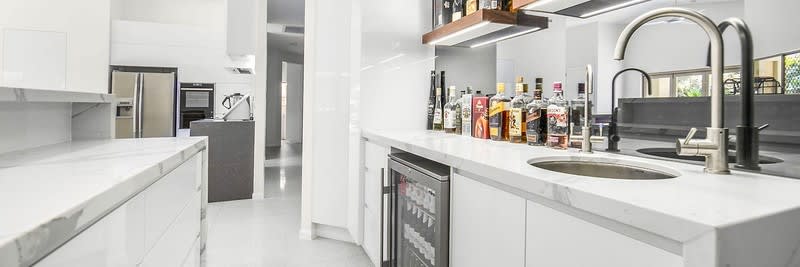 Award-Winning Kitchen Designer and Cabinet Maker Award-Winning Kitchen Designer and Cabinet Maker