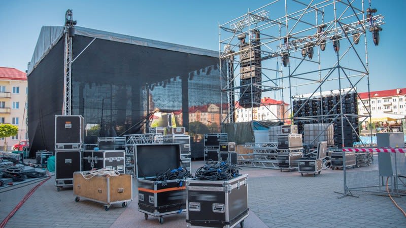 Entertainment & Performing Arts Products Wholesaler.