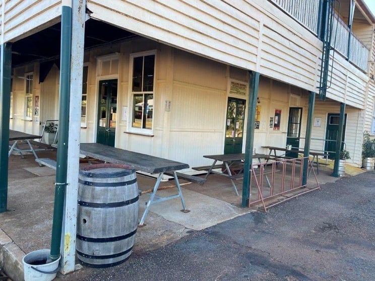 Classic Queensland Pub - Motivated Vendor, Owner Says Sell! - 105hf Classic Queensland Pub - Motivated Vendor, Owner Says Sell! - 105hf