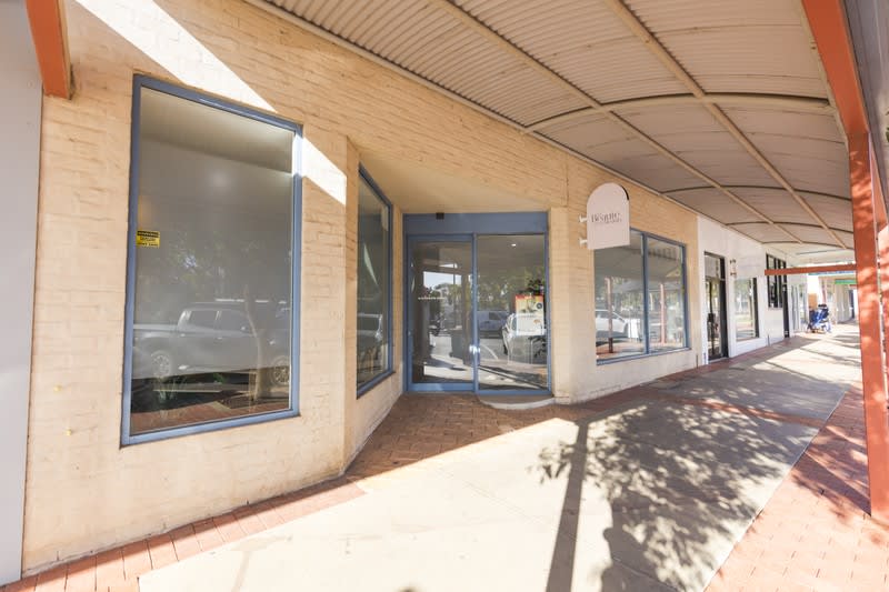 Leading 'Skin & Beauty Business' in Thriving Retail Landscape (Business only)