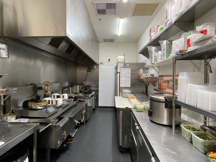 Established Asian Takeout Shop for Sale in the South District's shopping center Established Asian Takeout Shop for Sale in the South District's shopping center
