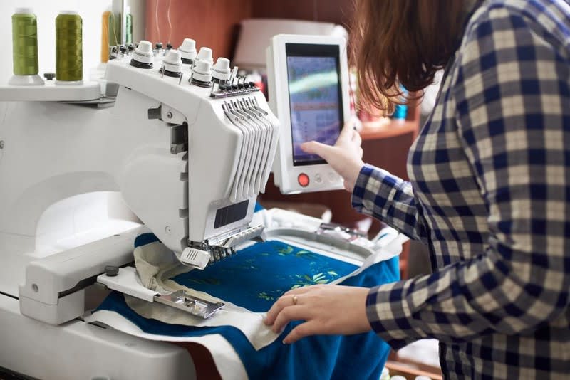 23100 Coastal Uniform & Clothing Retailer & Manufacturer  30 Years of Success