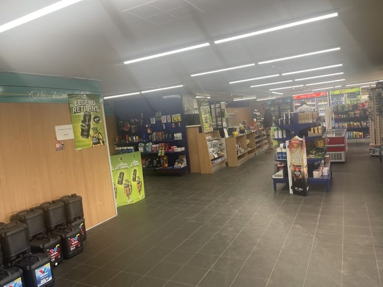 Freehold & Business Sale.
Ampol Petrol Station & Convenience Store Wagga Region Freehold & Business Sale.
Ampol Petrol Station & Convenience Store Wagga Region
