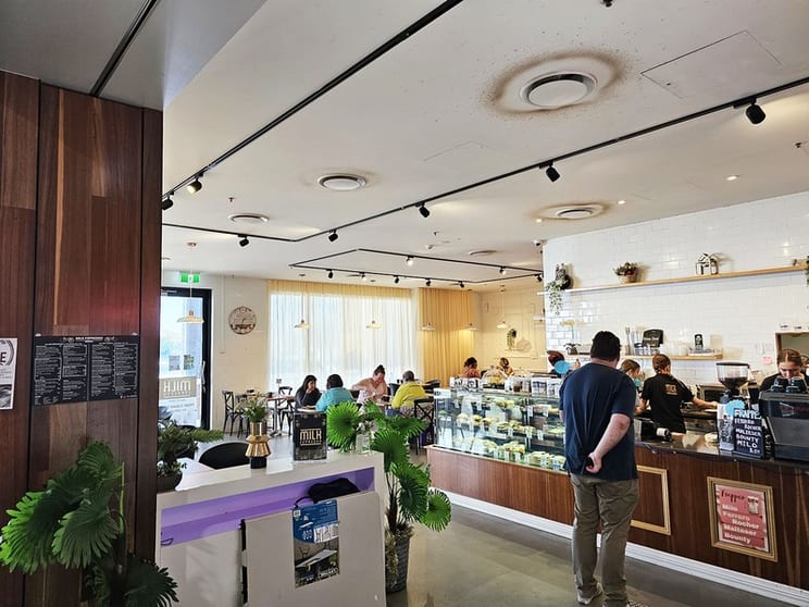 Milk Espresso Willows - Cafe & Coffee Shop Townsville