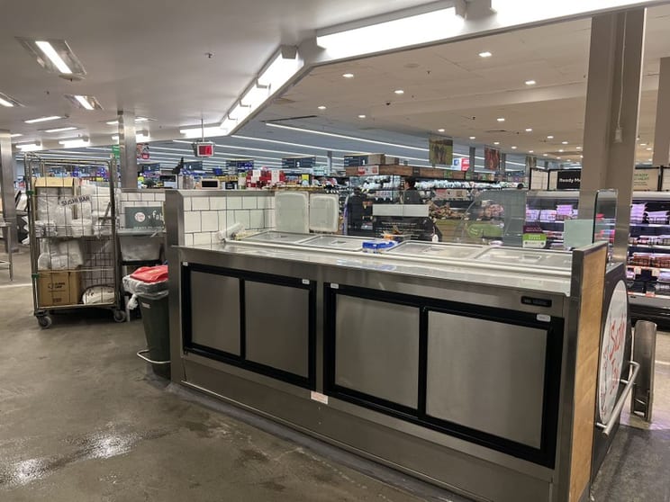 Sushi Izu / Sutherland Area / Well Managed