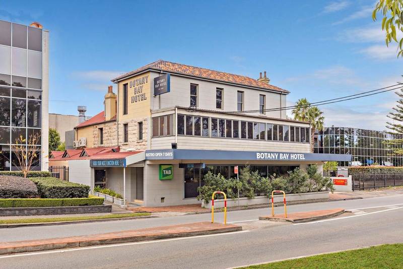 Freehold for Sale - Botany Bay Bar & Dining Freehold for Sale - Botany Bay Bar & Dining