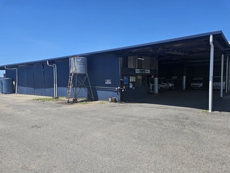Ingham Freight Company - North Queensland