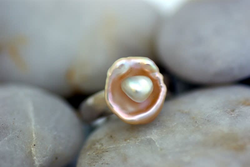 Discover a Hidden Gem - Tiare Black Pearl, Mornington