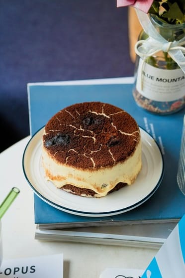 Fully Managed Dessert Shop CBD Location Ref: 1433