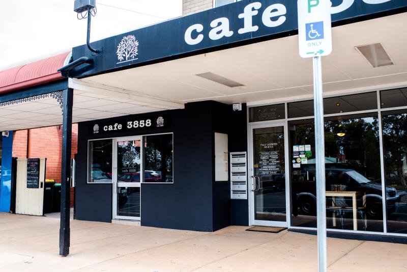 Fully Licensed Cafe, Heavy Tourist Area In Heyfield. Fully Licensed Cafe, Heavy Tourist Area In Heyfield.