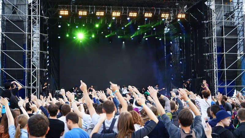Entertainment & Performing Arts Products Wholesaler