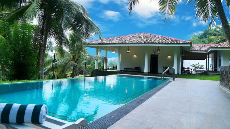 Established Pool Retail & Service Business  Northern Sydney