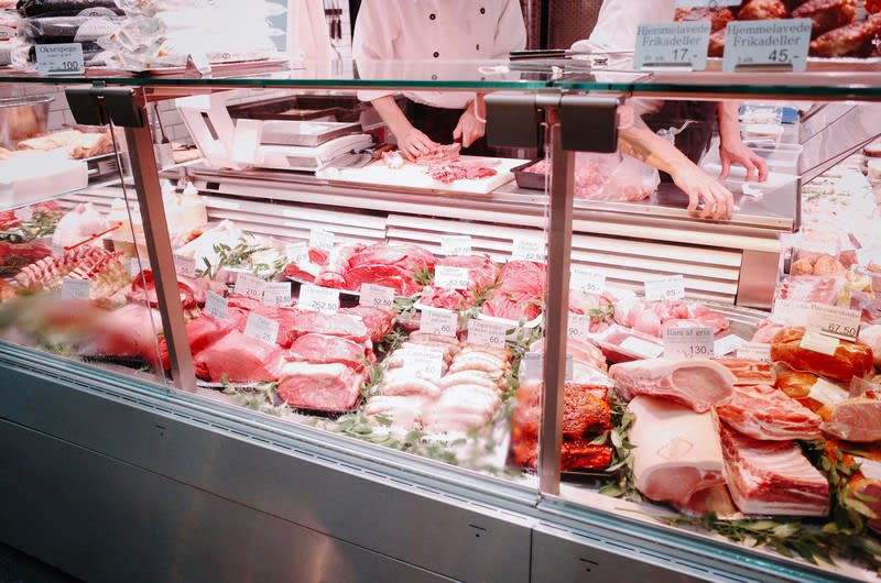 Busy High Turnover Butcher and seafood southeastern Ref: 1643