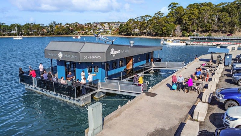 Thriving Fish Punt for Sale - WIWO Boat + Business Thriving Fish Punt for Sale - WIWO Boat + Business