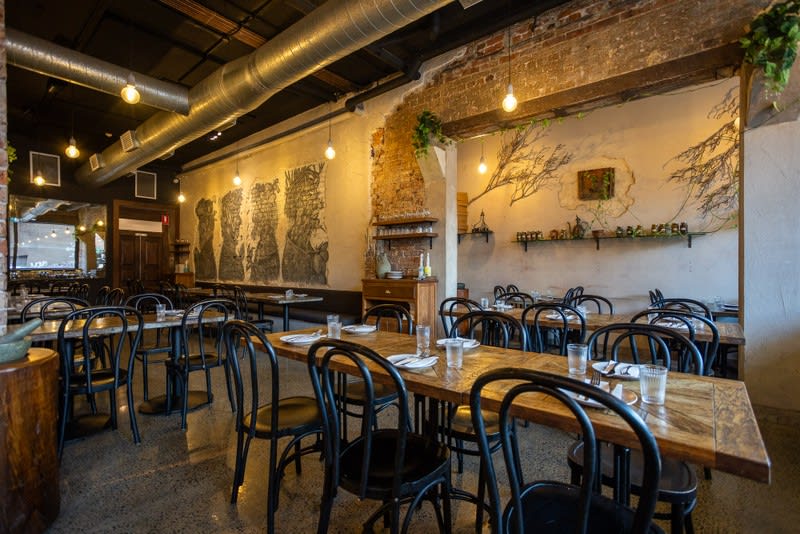 Popular Destination | Modern Restaurant