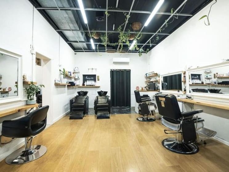 Organic and sustainable hair salon Organic and sustainable hair salon