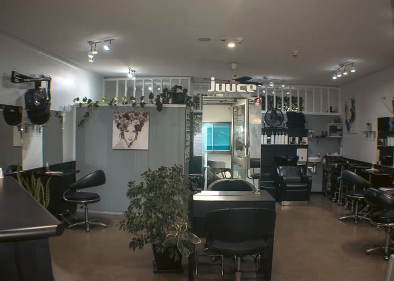 Hair & Beauty Salon in Prime Location - Ready for New Owner Hair & Beauty Salon in Prime Location - Ready for New Owner