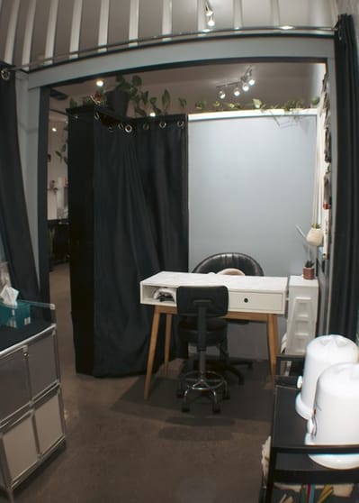 Hair & Beauty Salon in Prime Location - Ready for New Owner Hair & Beauty Salon in Prime Location - Ready for New Owner