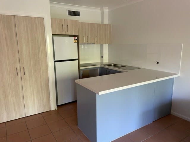 Under Contract - ID 8595 Under Contract - ID 8595