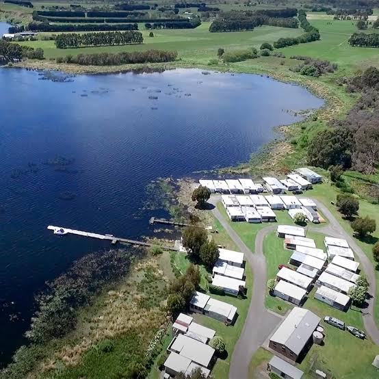 Lake Purrumbete - Outstanding Leasehold Opportunity With Guaranteed Income!! Lake Purrumbete - Outstanding Leasehold Opportunity With Guaranteed Income!!