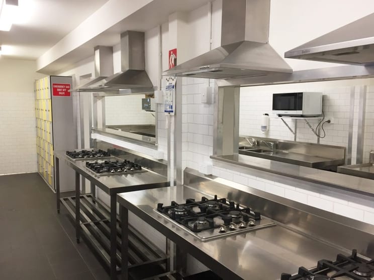 Purpose built Hostel in key farming area - Must be sold! Purpose built Hostel in key farming area - Must be sold!